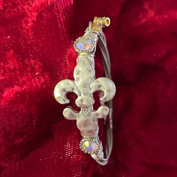 Guitar String Silver and Gold‎ Bracelet Fleur-de-lis - Picture 1 of 4